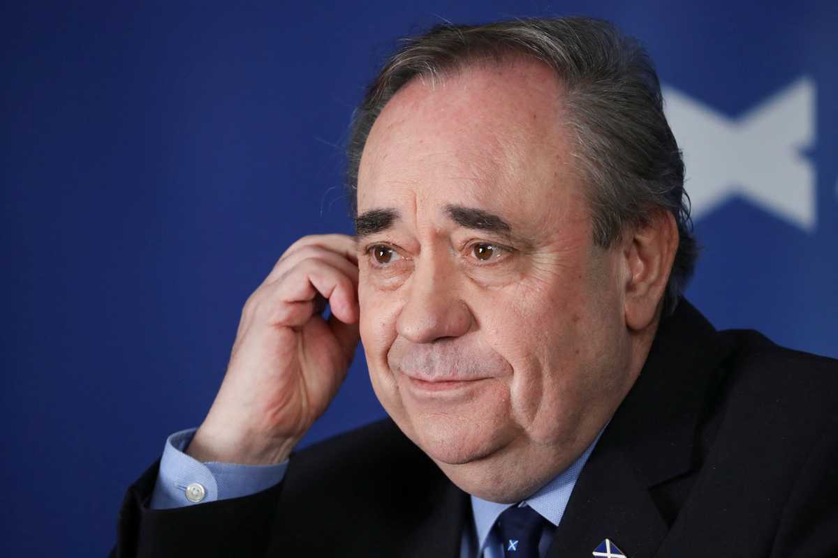 Alex Salmond, 'monumental figure' of Scottish politics, dies at 69