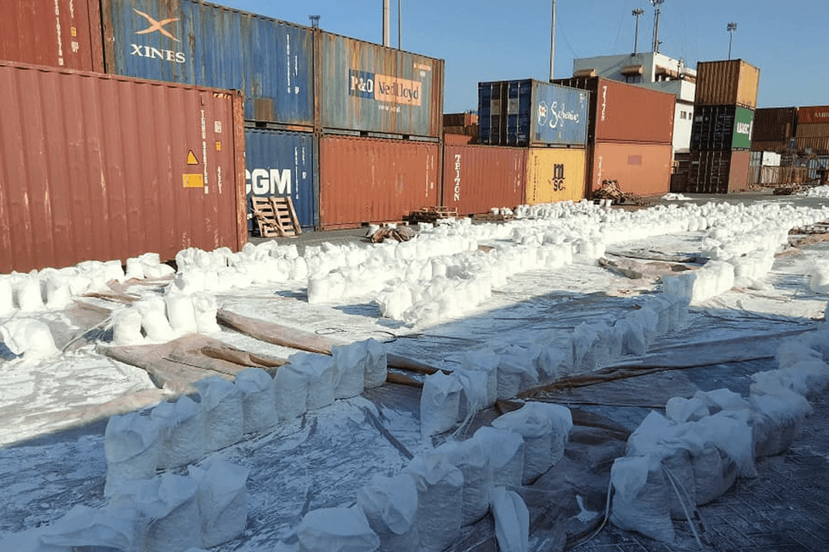 Pakistan, US disrupt Afghan-origin meth network in $21 million drug seizure