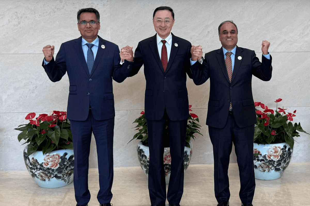 Pakistan, China, Bangladesh agree on joint roadmap to advance regional collaboration