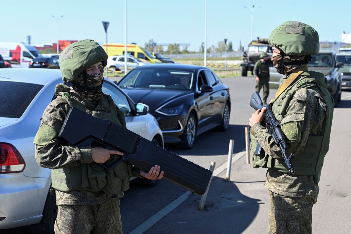 Russian forces storming stronghold Ukrainian town of Vuhledar, bloggers and media say