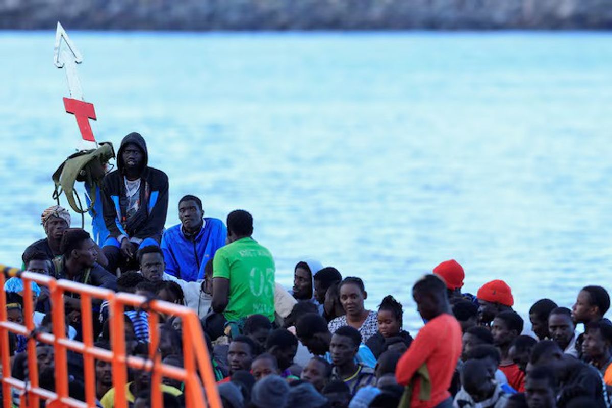 Spain to legalize about 300,000 undocumented immigrants per year