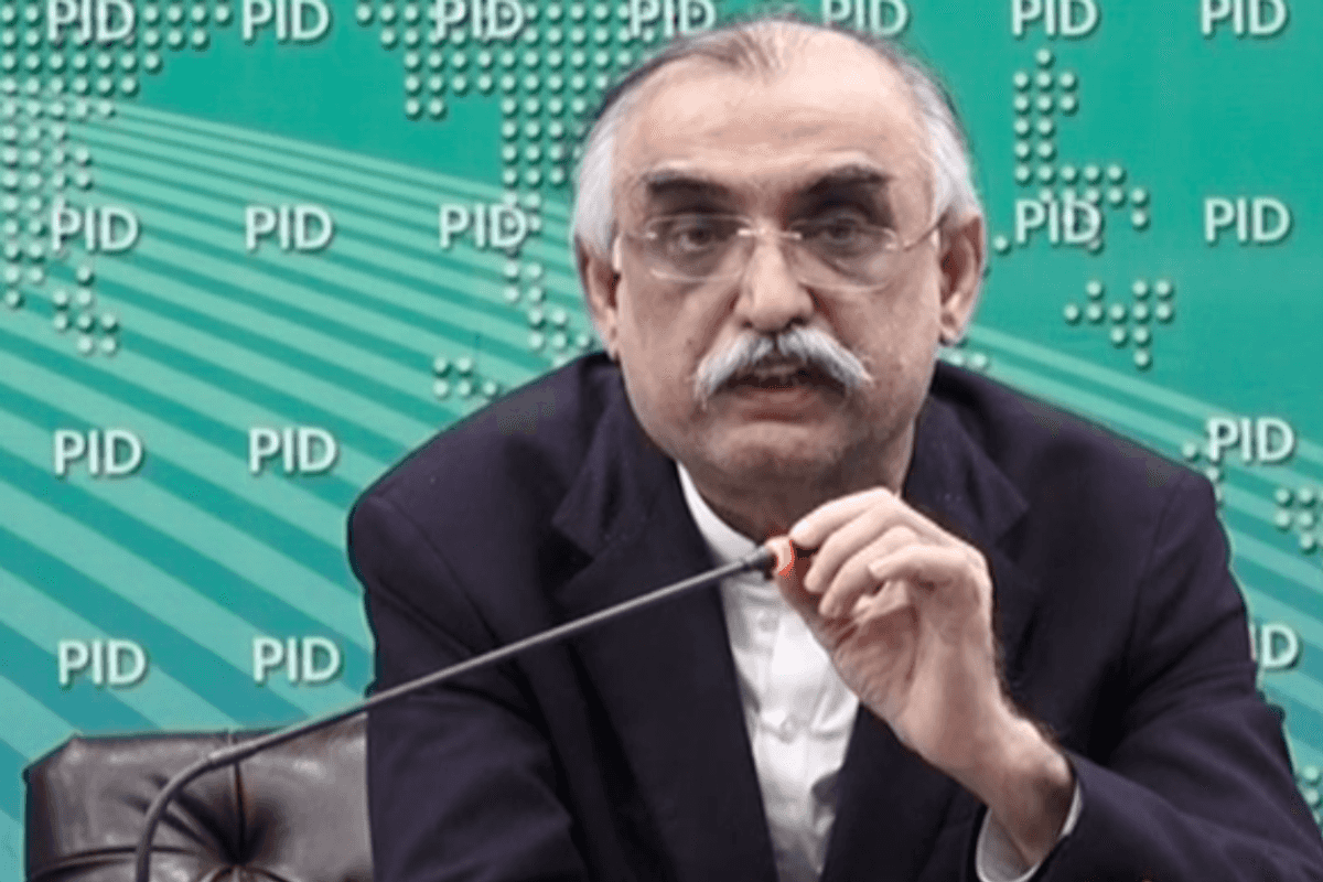 Corruption case dropped against Pakistan’s former tax chief