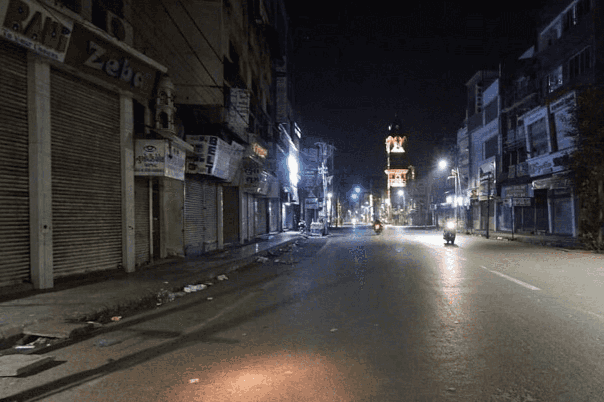 Pakistan’s Sindh orders early business closures in sweeping austerity drive