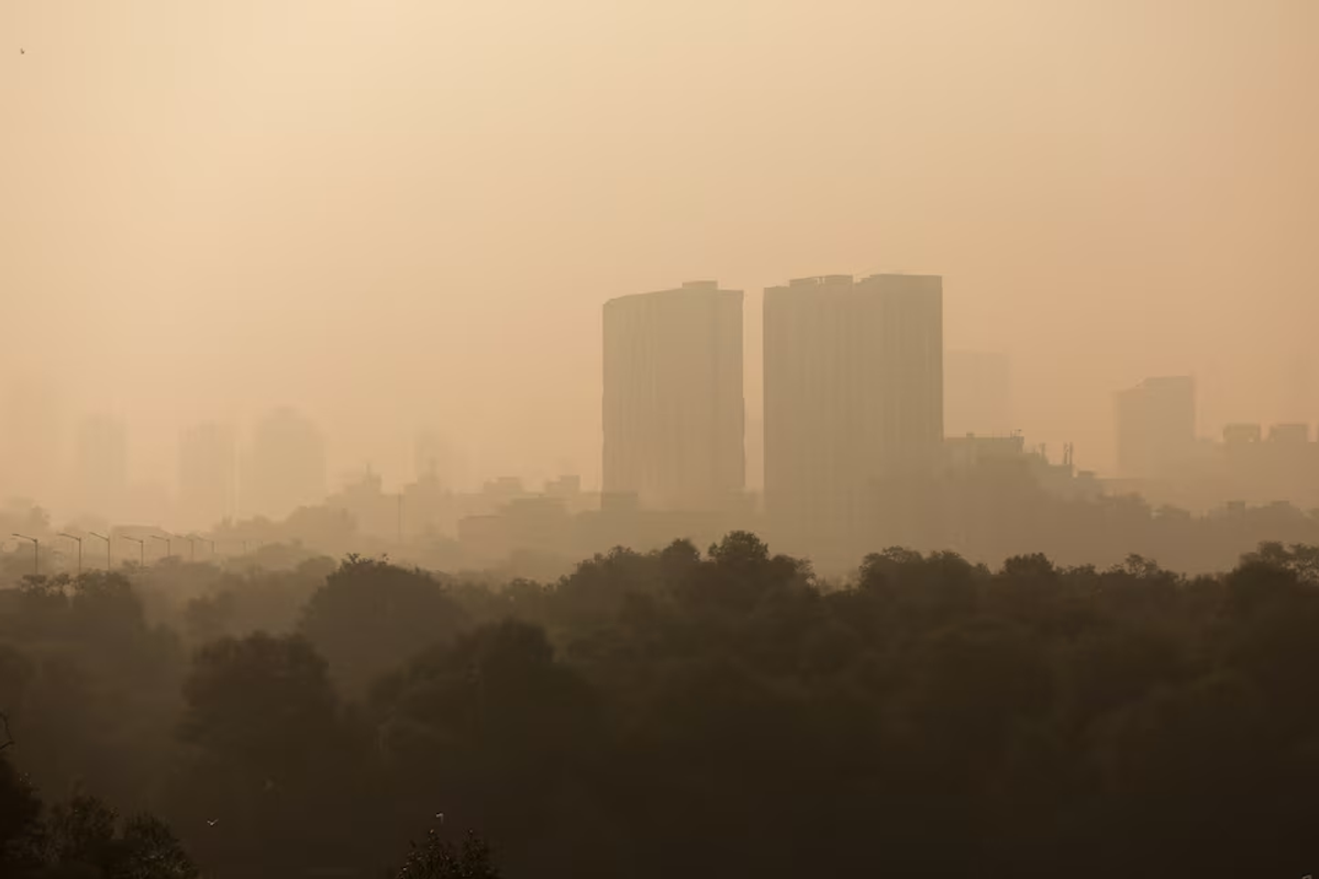 India tightens pollution curbs as Delhi's air quality worsens