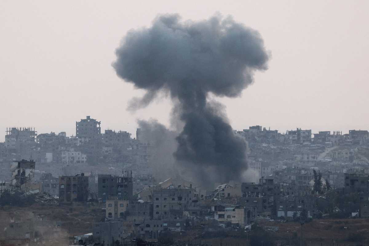 Israel calls up tens of thousands of reservists for Gaza offensive
