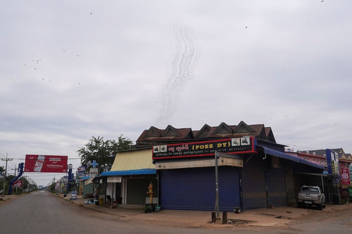 Thailand-Cambodia fighting rages on as Trump signals intent to intervene