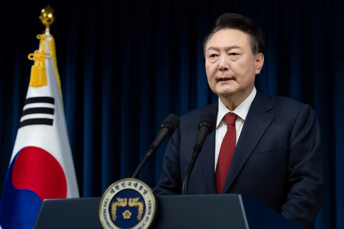 S. Korea investigators seek new warrant to arrest President Yoon