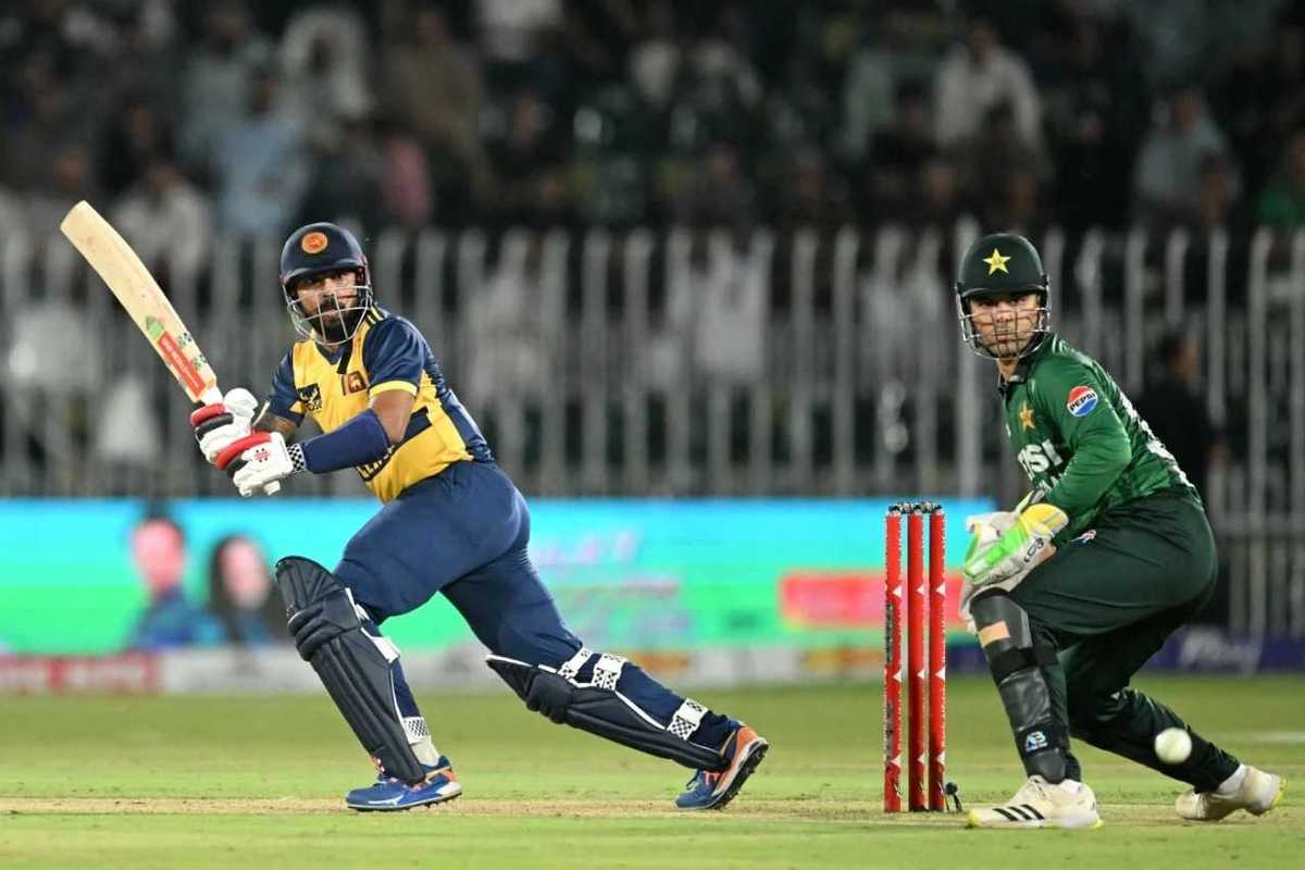 Kusal Mendis’ unbeaten 87 powers Sri Lanka to eight-wicket win over Pakistan in third T20I