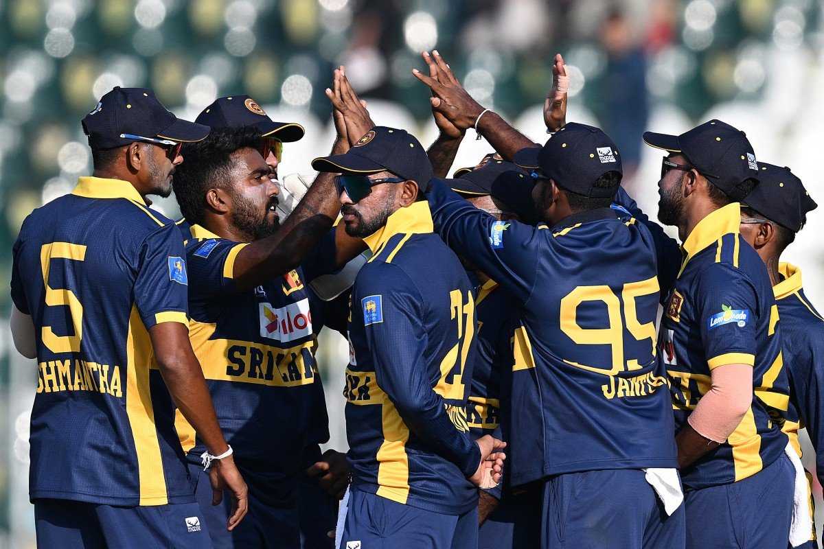 Pakistan deploys army to protect Sri Lankan cricketers