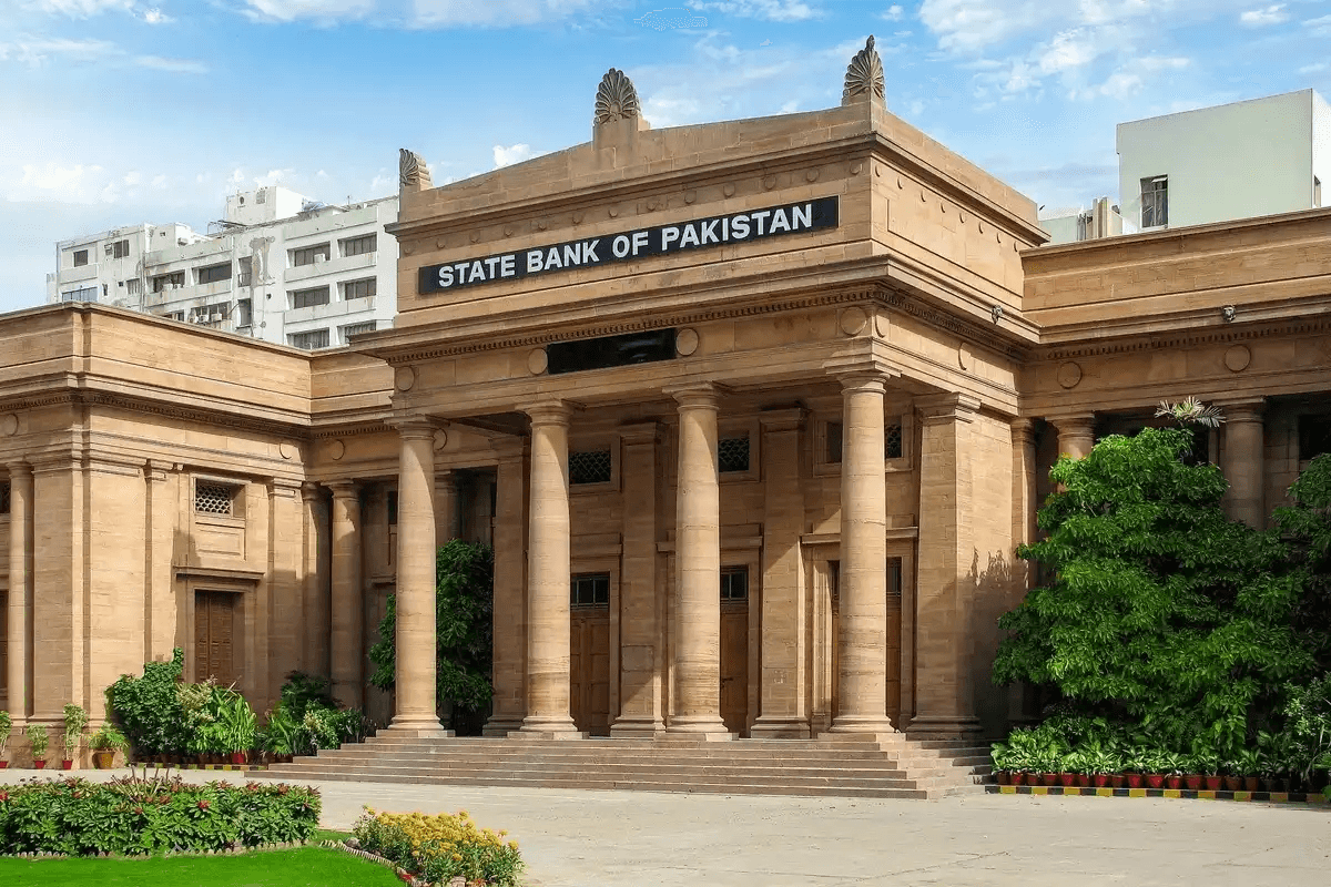 SBP revises bank investment limits for startups, mutual funds and REITs
