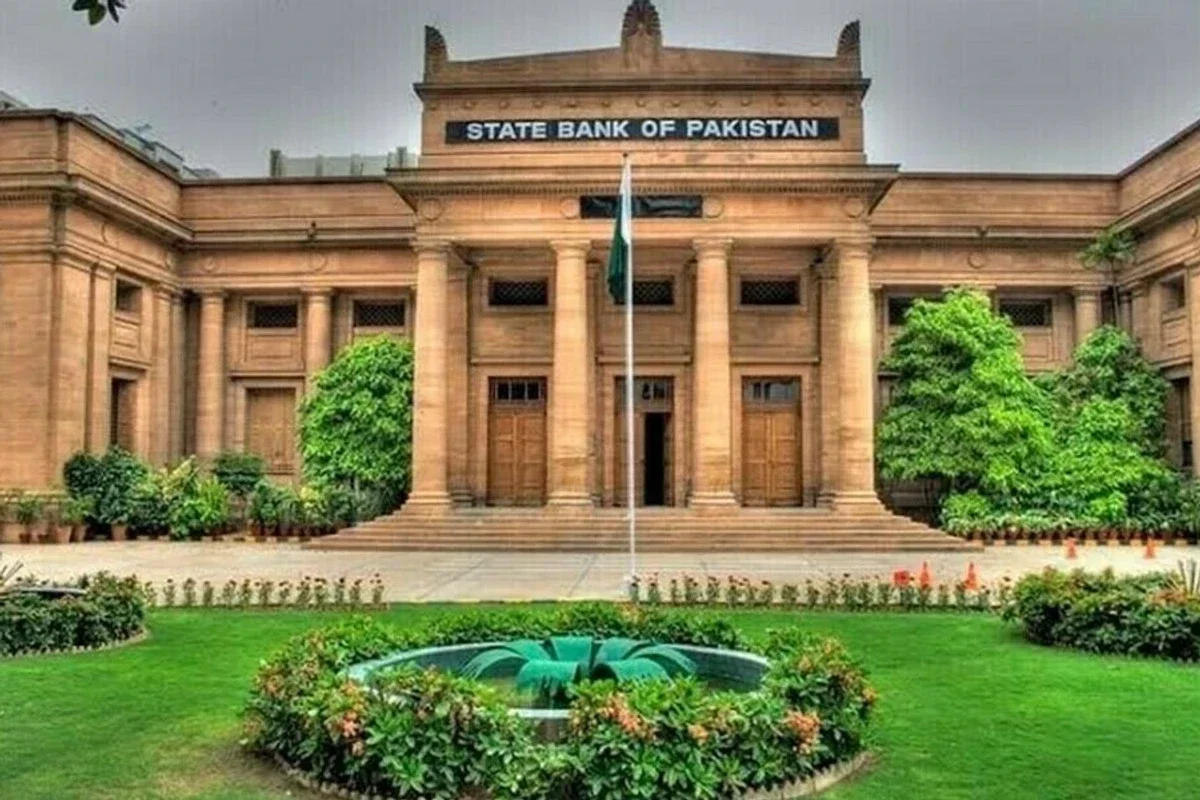 What are CDMs and why does SBP want banks to deploy them?