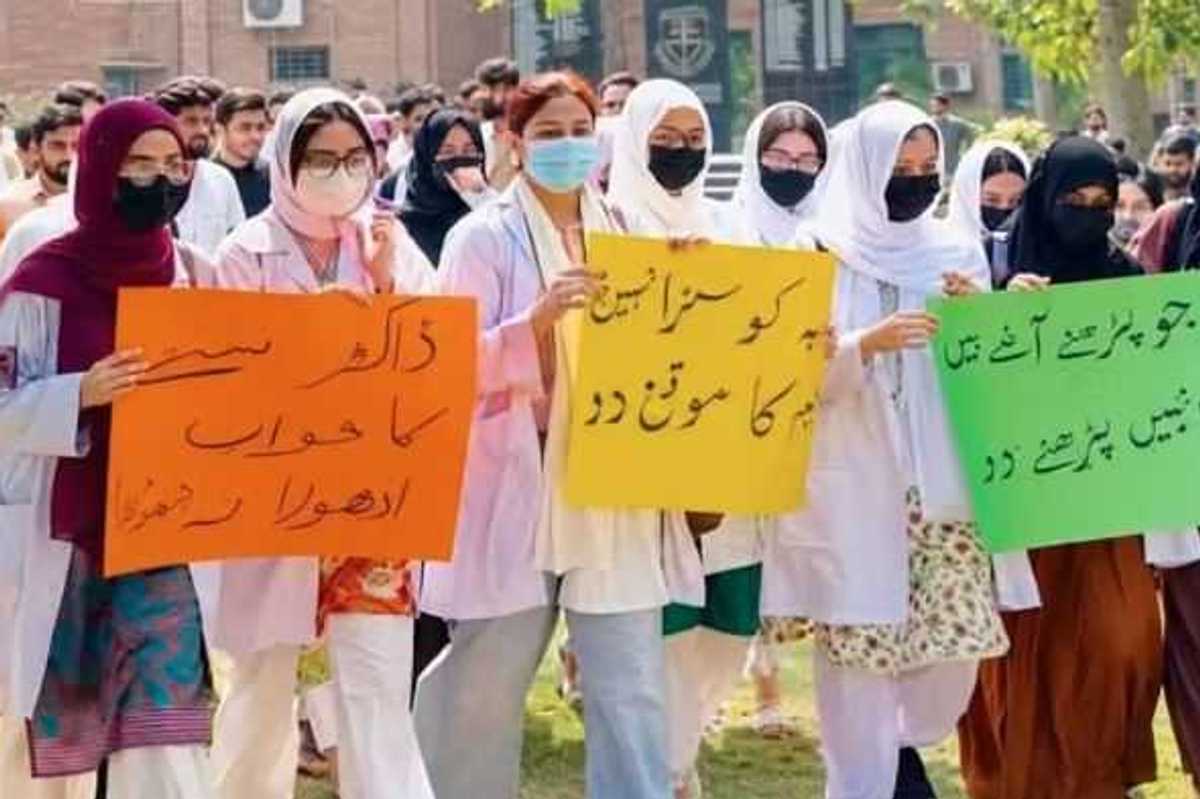 Sindh High Court suspends order preventing Afghan medical students from taking classes
