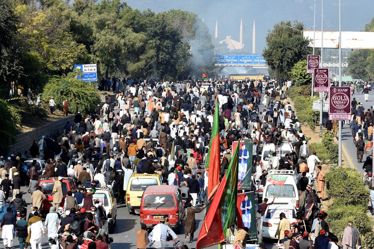 Pakistan court begins releasing opposition protesters from terrorism charges