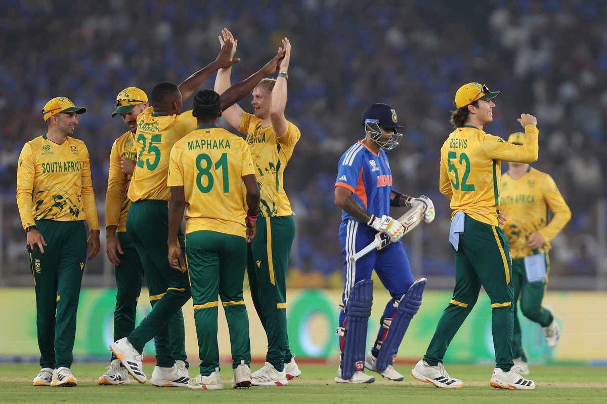 India in trouble? South Africa expose hosts’ fragile core