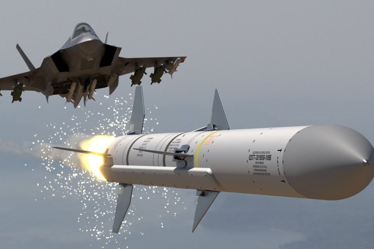 Pakistan named in new US arms contract for AMRAAM missiles