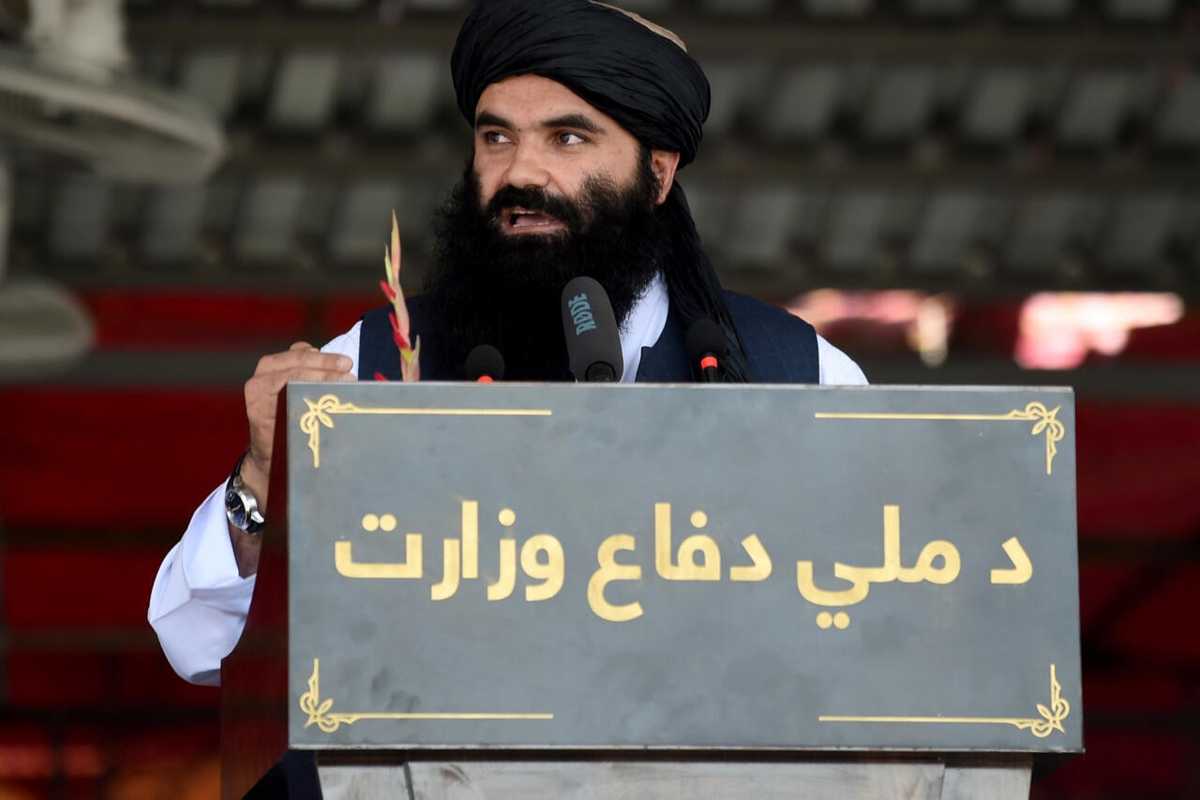 US drops bounties on top Afghan Taliban officials