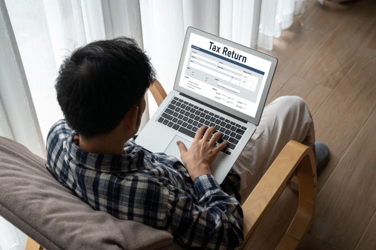 Income tax filers double in Pakistan, but 38% report zero income