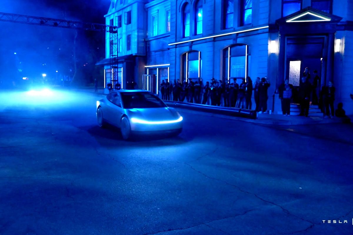 'Blade Runner 2049' producer sues Tesla, Warner Bros over AI images