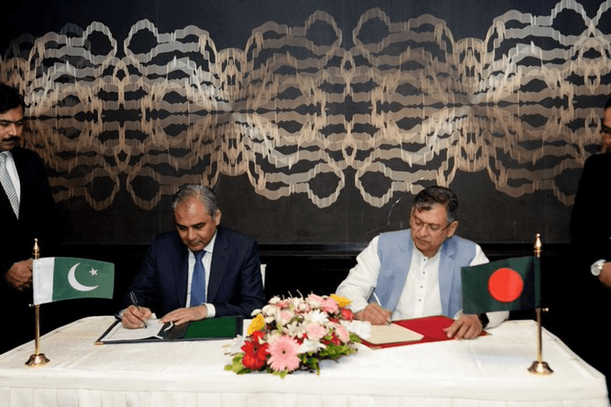 Pakistan, Bangladesh sign MoU against drug trafficking