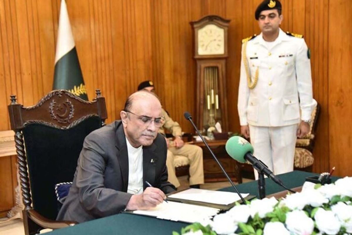 Pakistan’s 27th Constitutional Amendment receives presidential assent