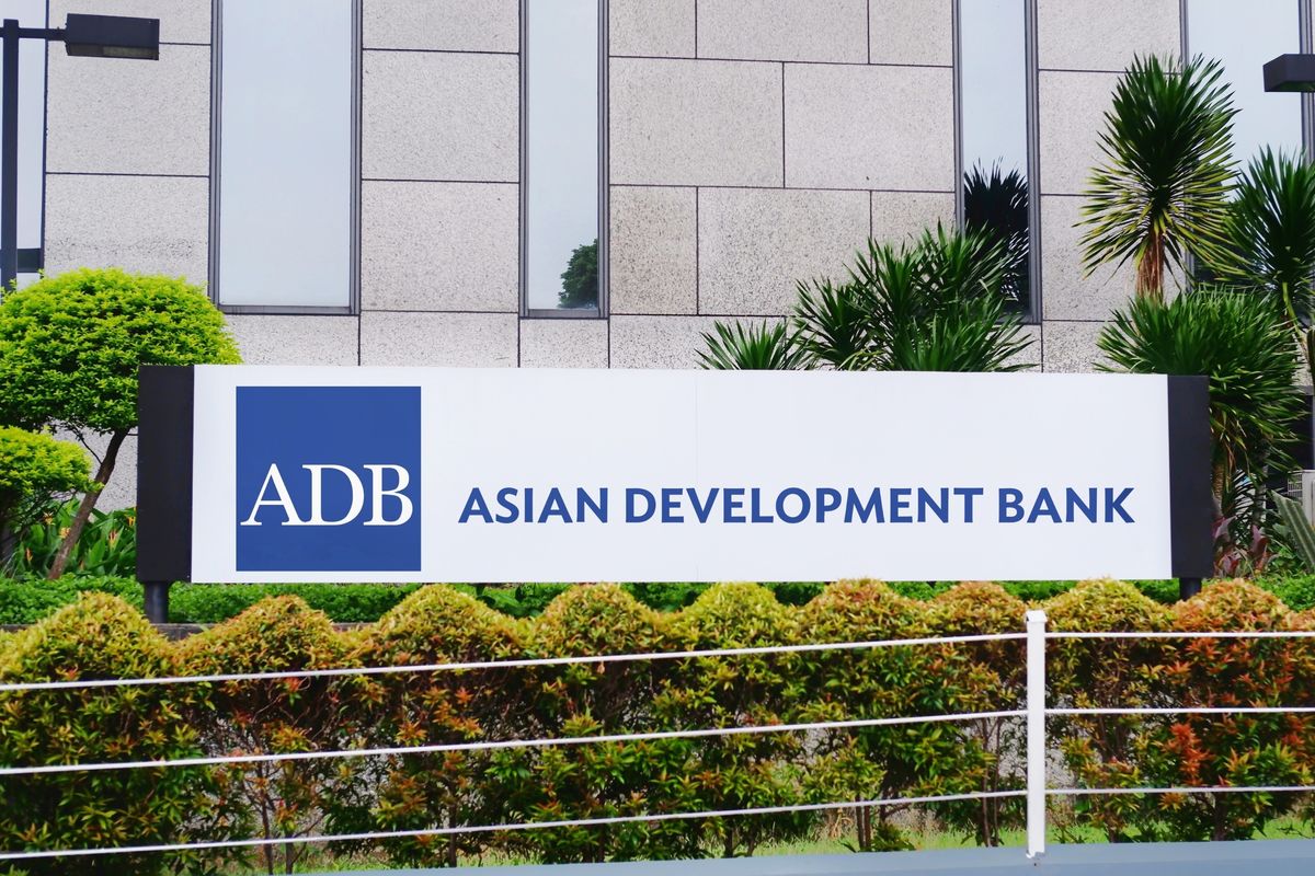 ADB, IFFEd join forces to unlock $500 million for educational financing in Asia and Pacific