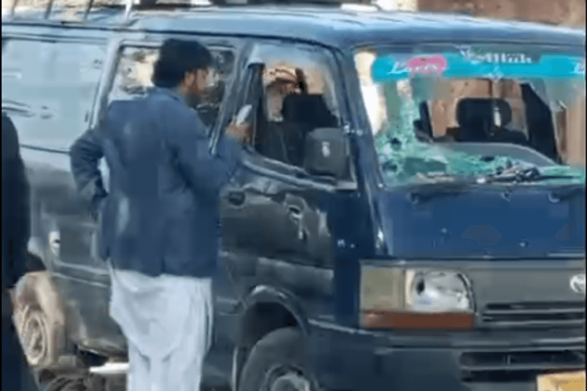 Death toll from gun attacks in northwest Pakistan rises to 42