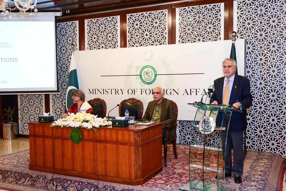 Pakistan accuses India of ‘weaponizing water,’ briefs diplomatic corps on treaty violations