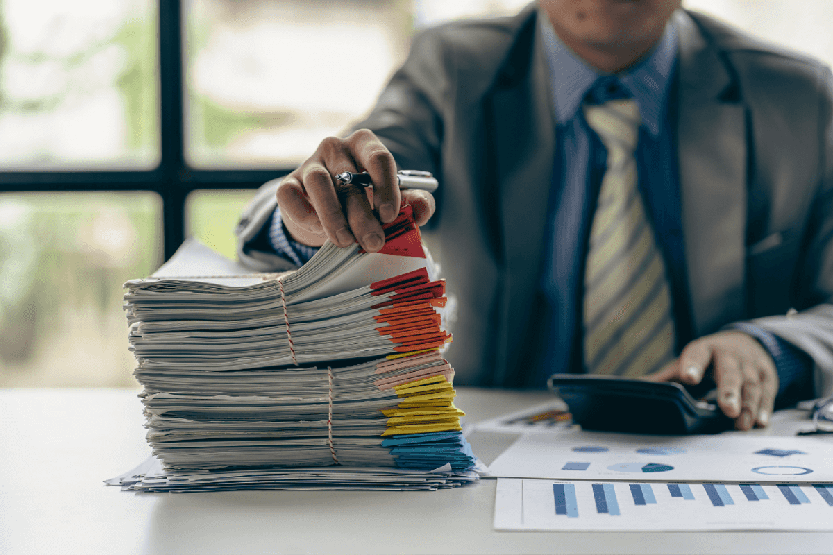 Pakistan misses October tax revenue target by a staggering PKR 102 billion