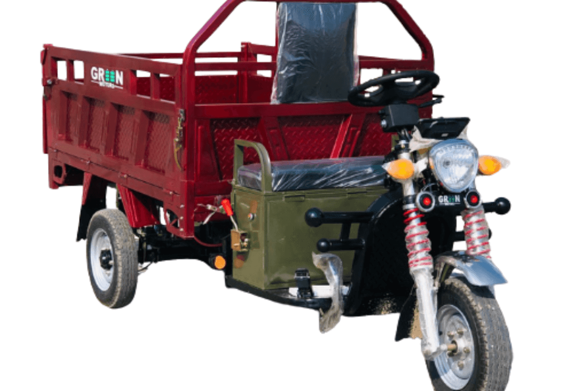 Pakistan launches loan scheme for two- and three-wheel EVs