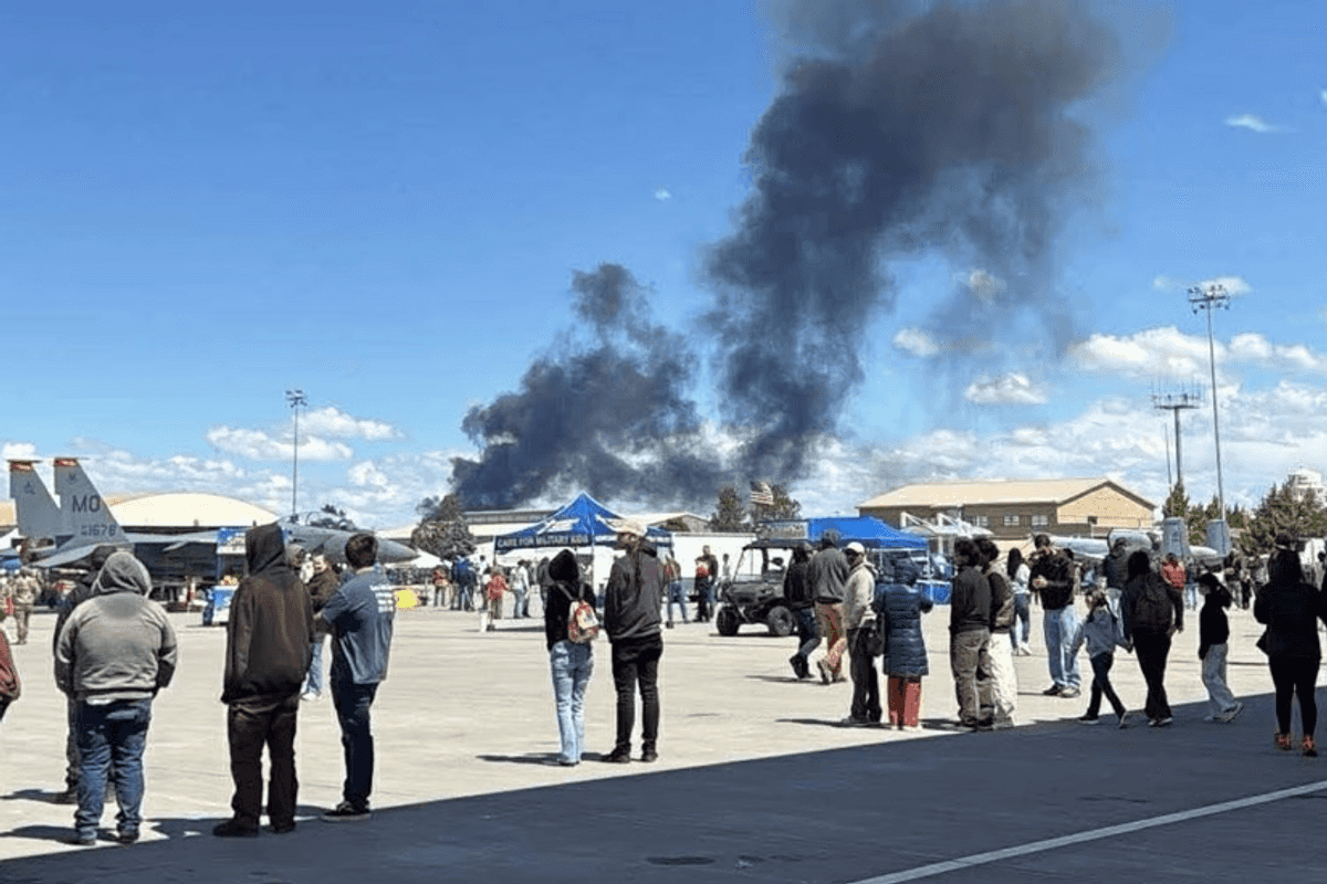 Aircraft collision over US air show downs two EA-18 fighter jets