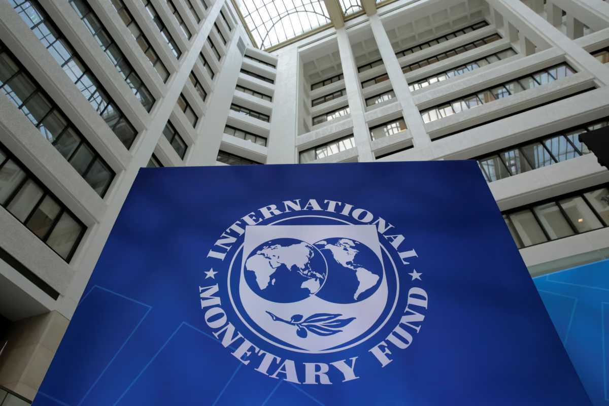 IMF urges Pakistan to accelerate energy reforms, contain circular debt