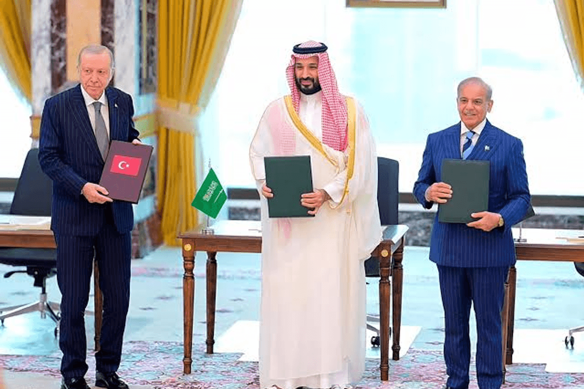 Turkey, Saudi Arabia and Pakistan to hold first defense pact meeting in Istanbul