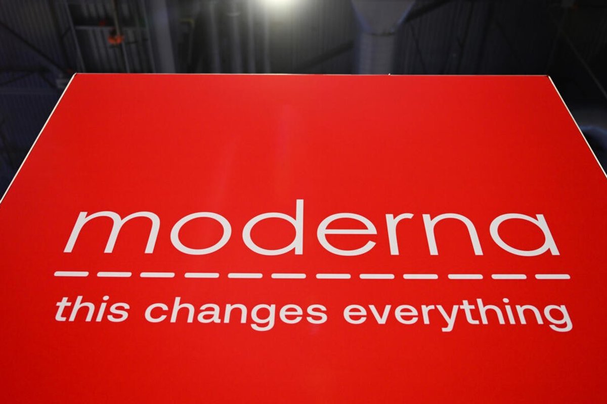 US cancels $590 million contract with Moderna for bird flu shot