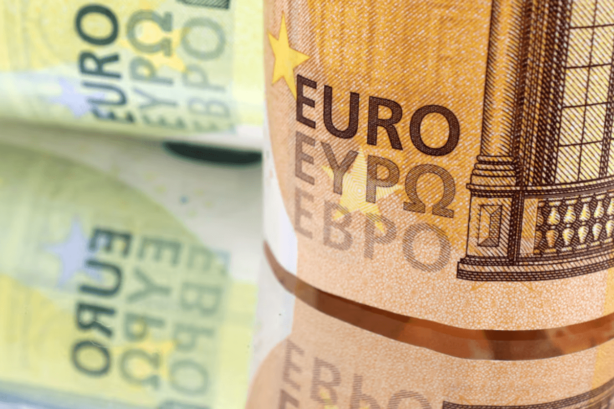 Pakistan likely to issue an additional $250M Eurobonds: sources