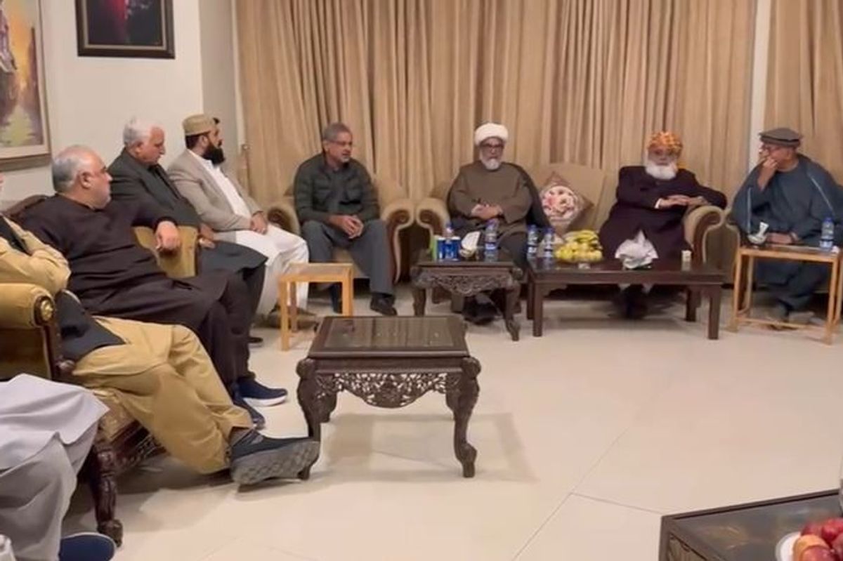 Pakistan’s opposition unites, demands fresh polls