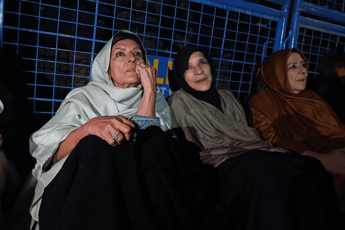 LHC summons Punjab officials over detention of Imran Khan’s sisters