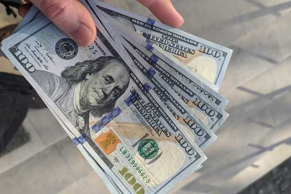 SBP ramps up dollar buying with $5.8 billion in 8 months