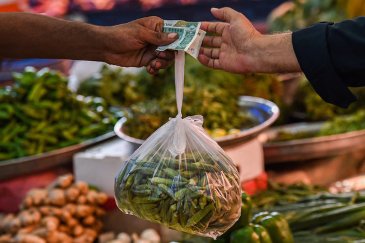 Pakistan weekly inflation up 0.12% in last week of October