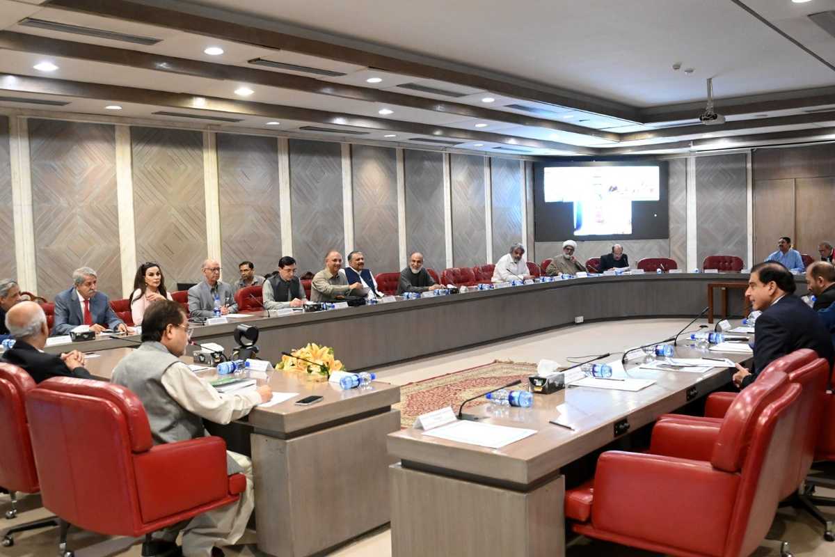 Parliamentary committee meeting on constitutional amendments postponed as talks drag