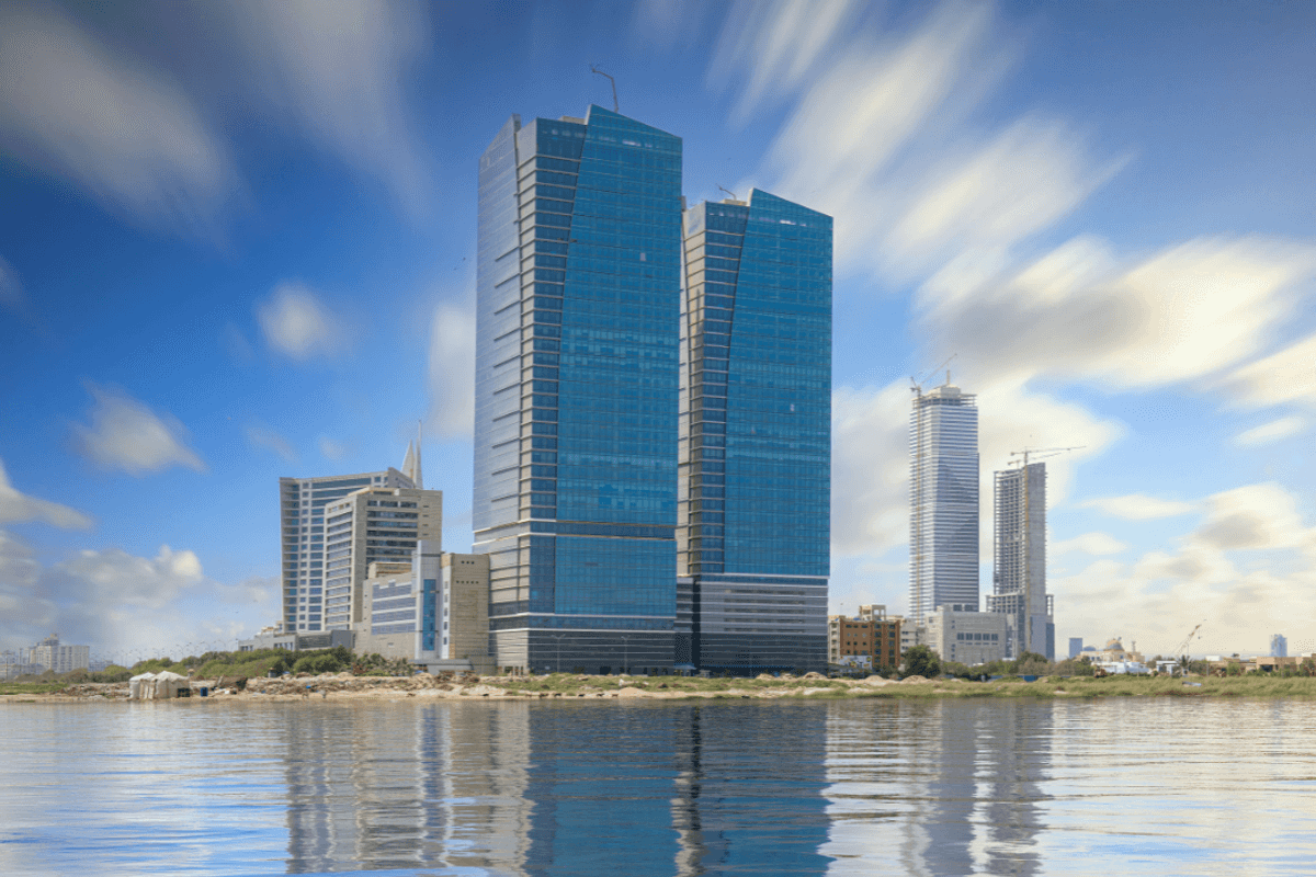 Nearly half of Pakistani firms earn between $100 million to $1 billion: survey