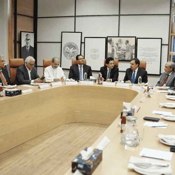 Petroleum minister reviews energy security, investment with industry leaders