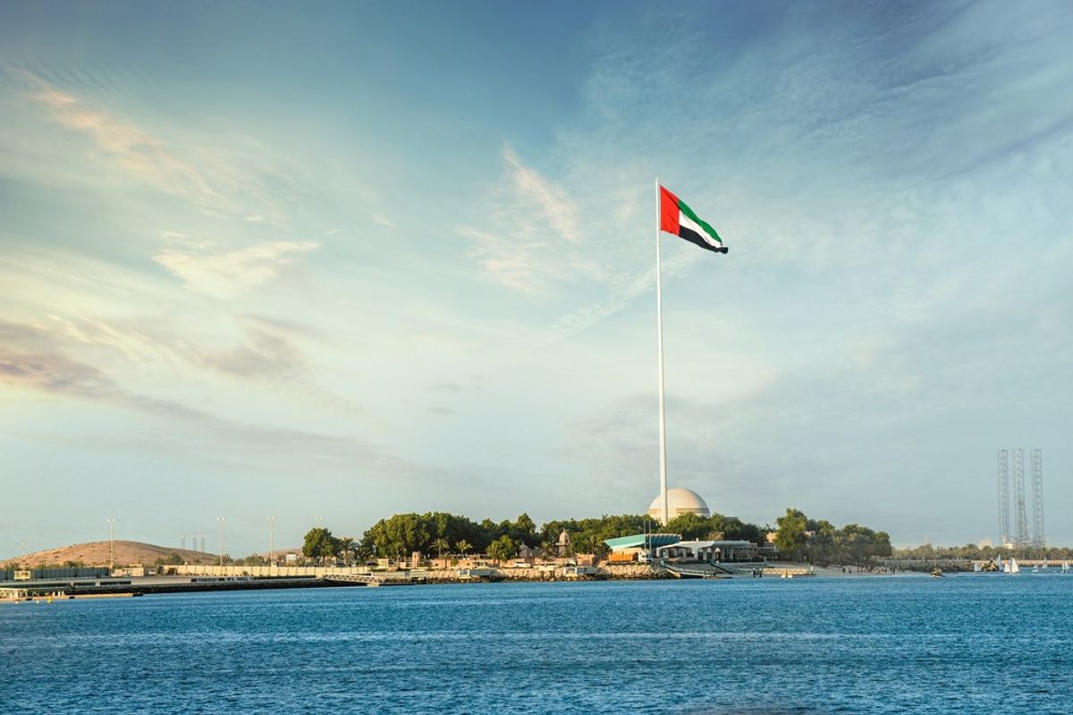 UAE stock market hits $1 trillion milestone