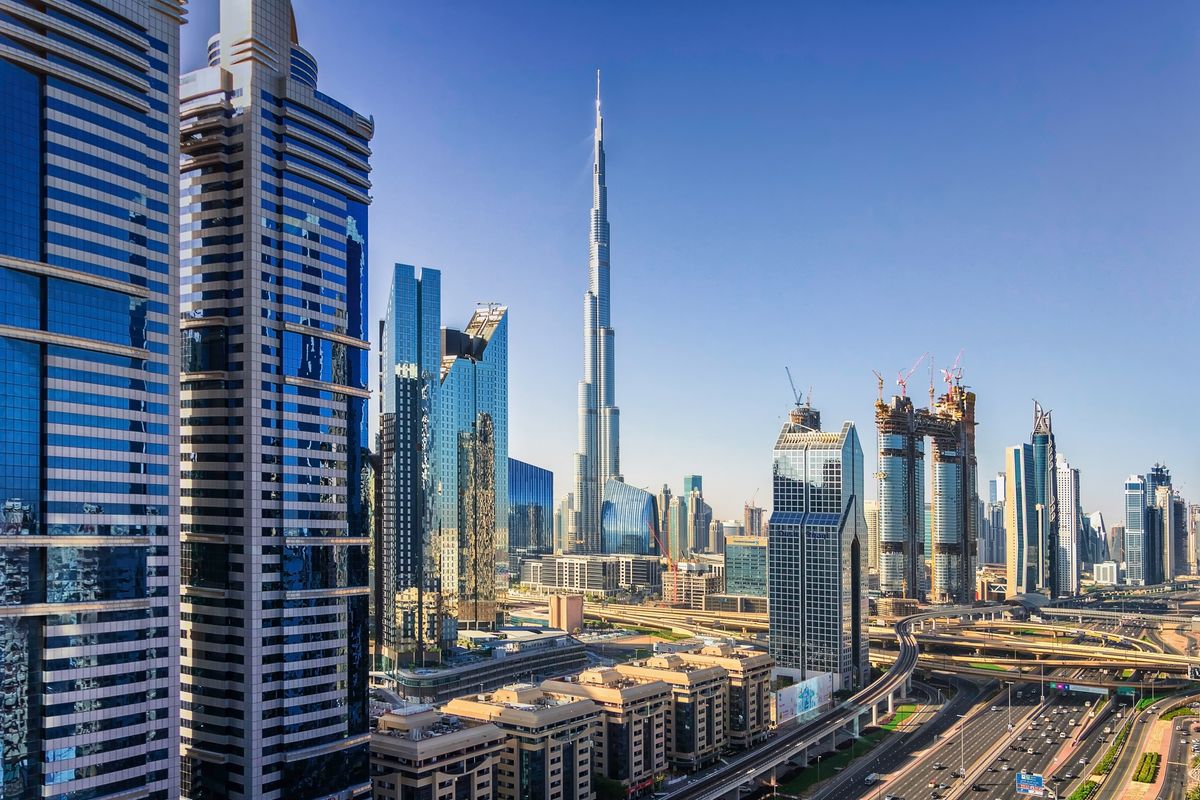 UAE's foreign trade surpasses AED 3 trillion, outpacing global growth