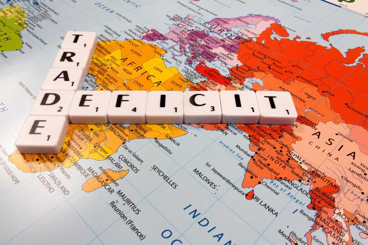 Pakistan’s trade deficit widens 44% in July as imports surge past exports