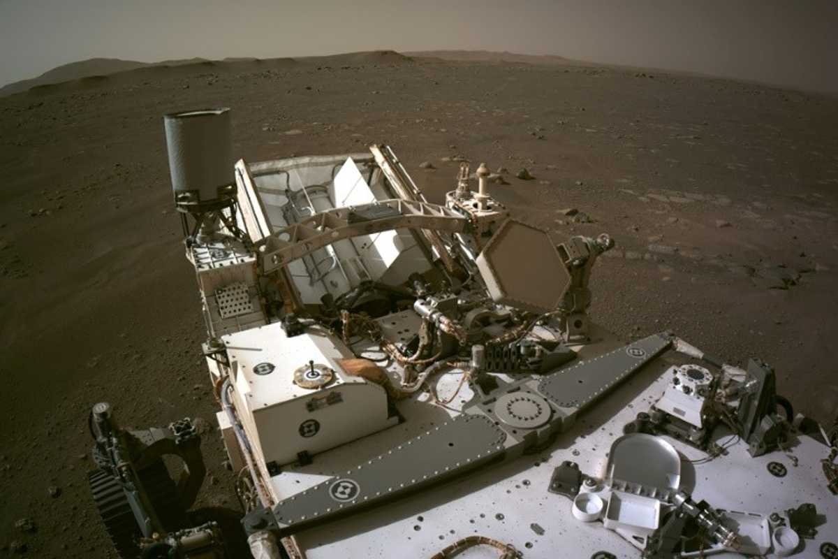 NASA blocks Chinese citizens from working on space programs