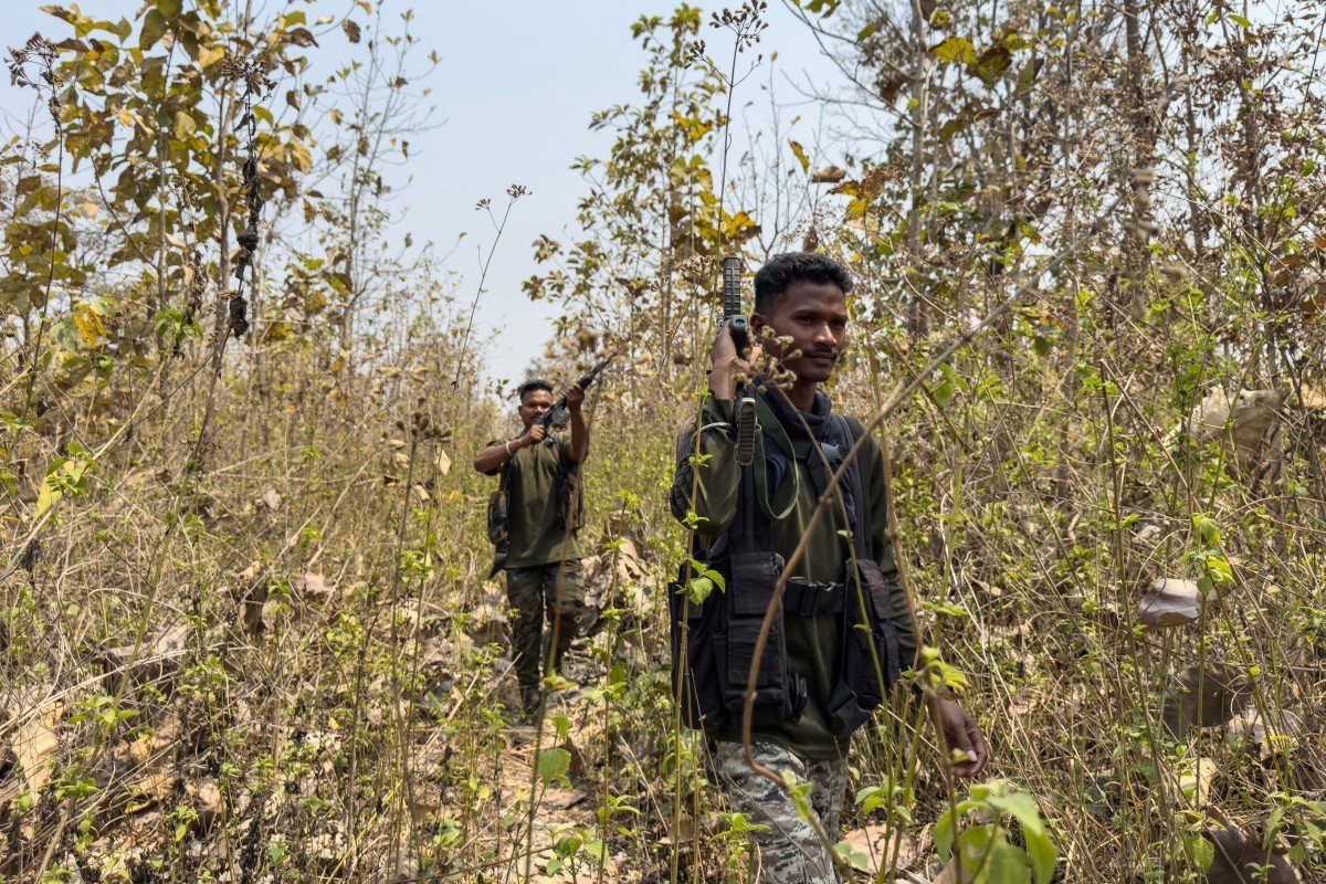 Indian forces gun down top Maoist rebel, two others