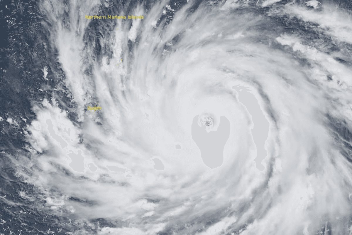 'Very dangerous' super typhoon nears US Pacific islands
