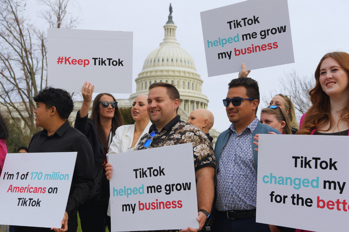 'Take my data!': US 'TikTok refugees' flock to alternative Chinese app RedNote