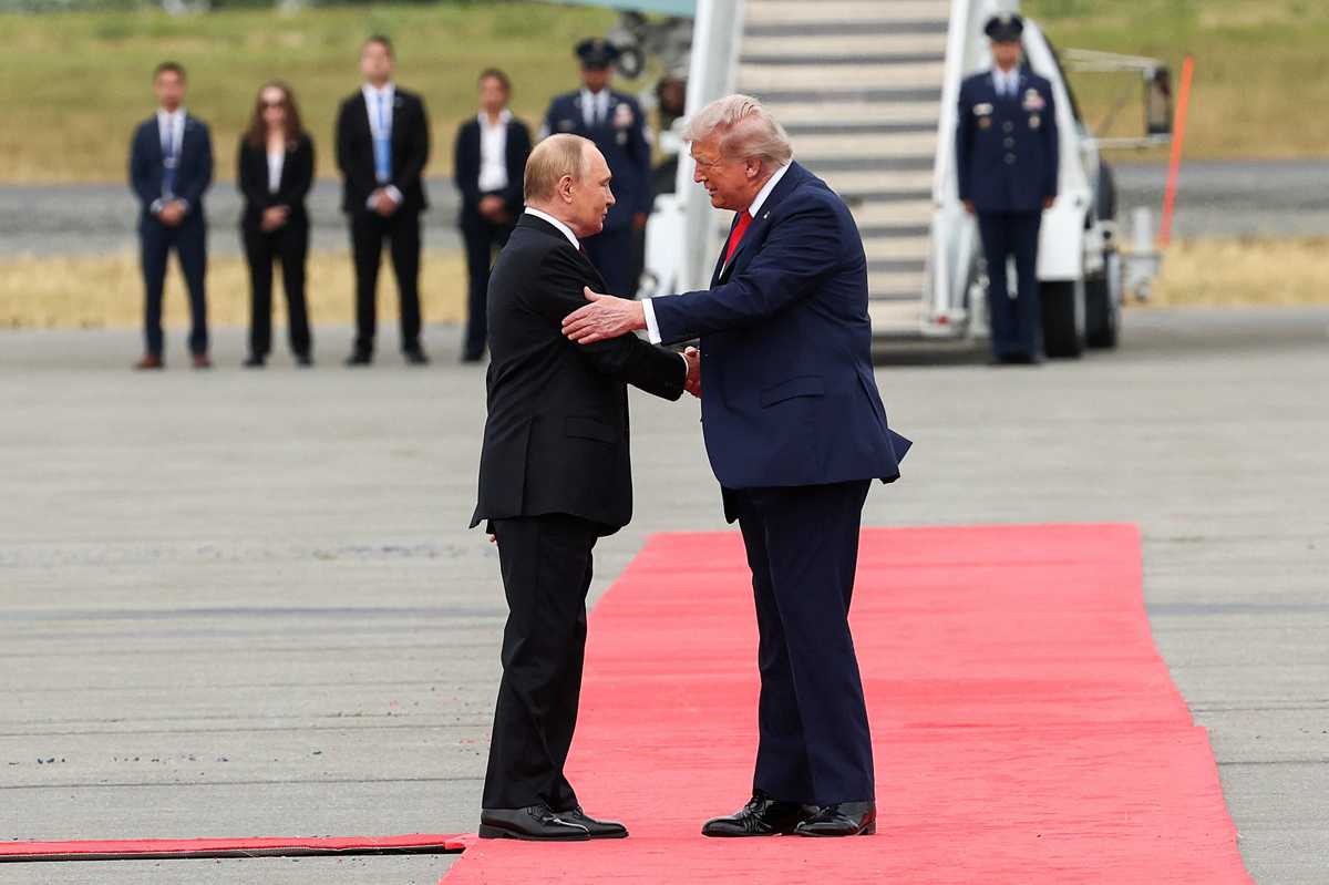 Putin, Trump share greeting as critical summit on war in Ukraine starts