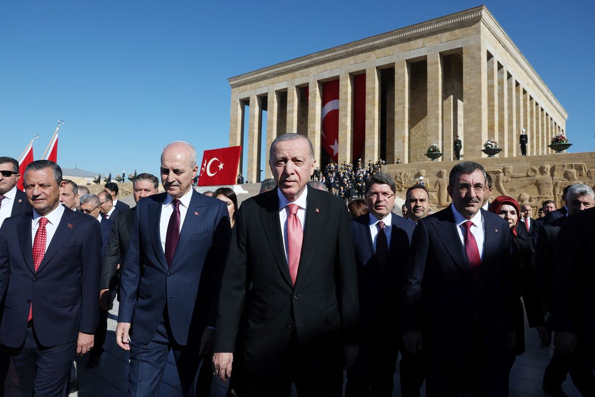 Erdogan warns no place for 'terrorist' groups in Syria